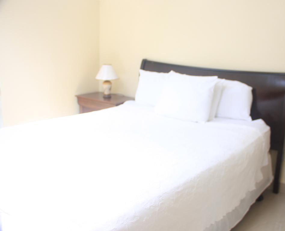 Carib Club Apartment Grace Bay Exterior photo
