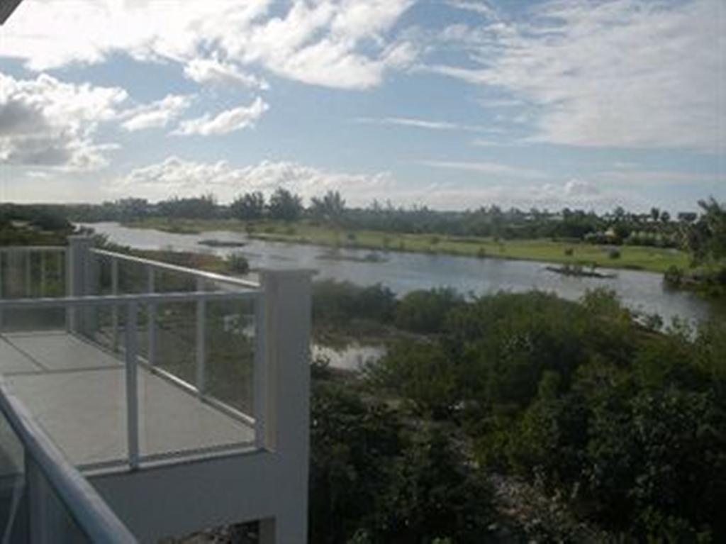 Carib Club Apartment Grace Bay Room photo